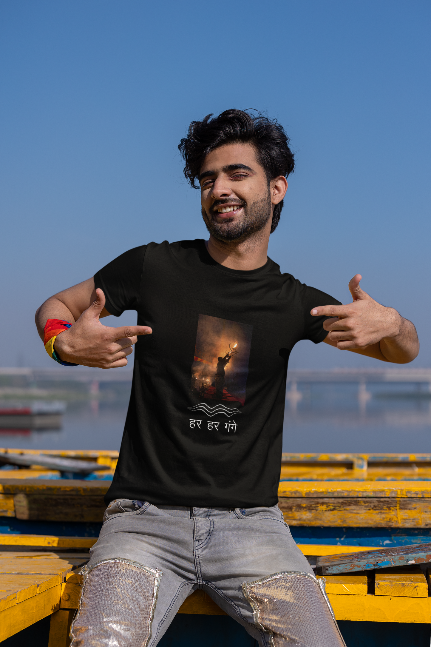 हर हर गंगे — Men’s Classic Crew T-Shirt